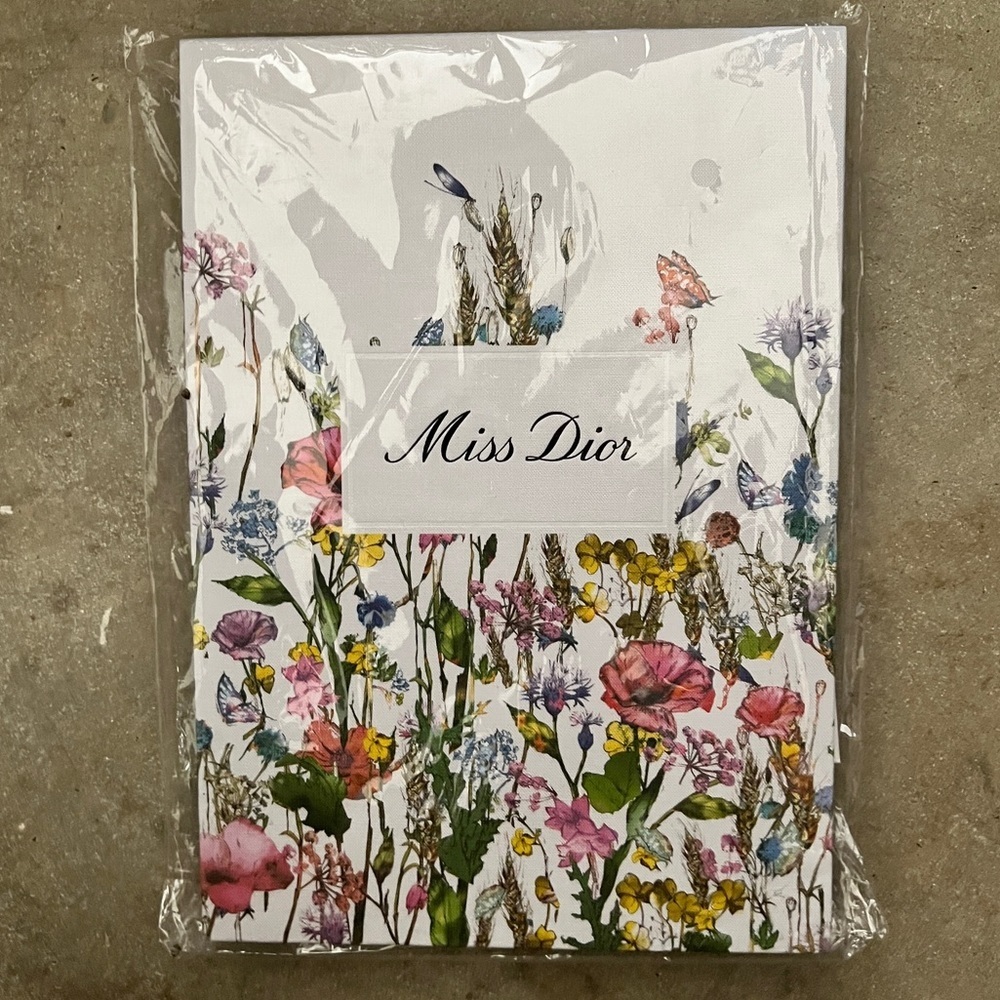 Miss Dior Letters Kit